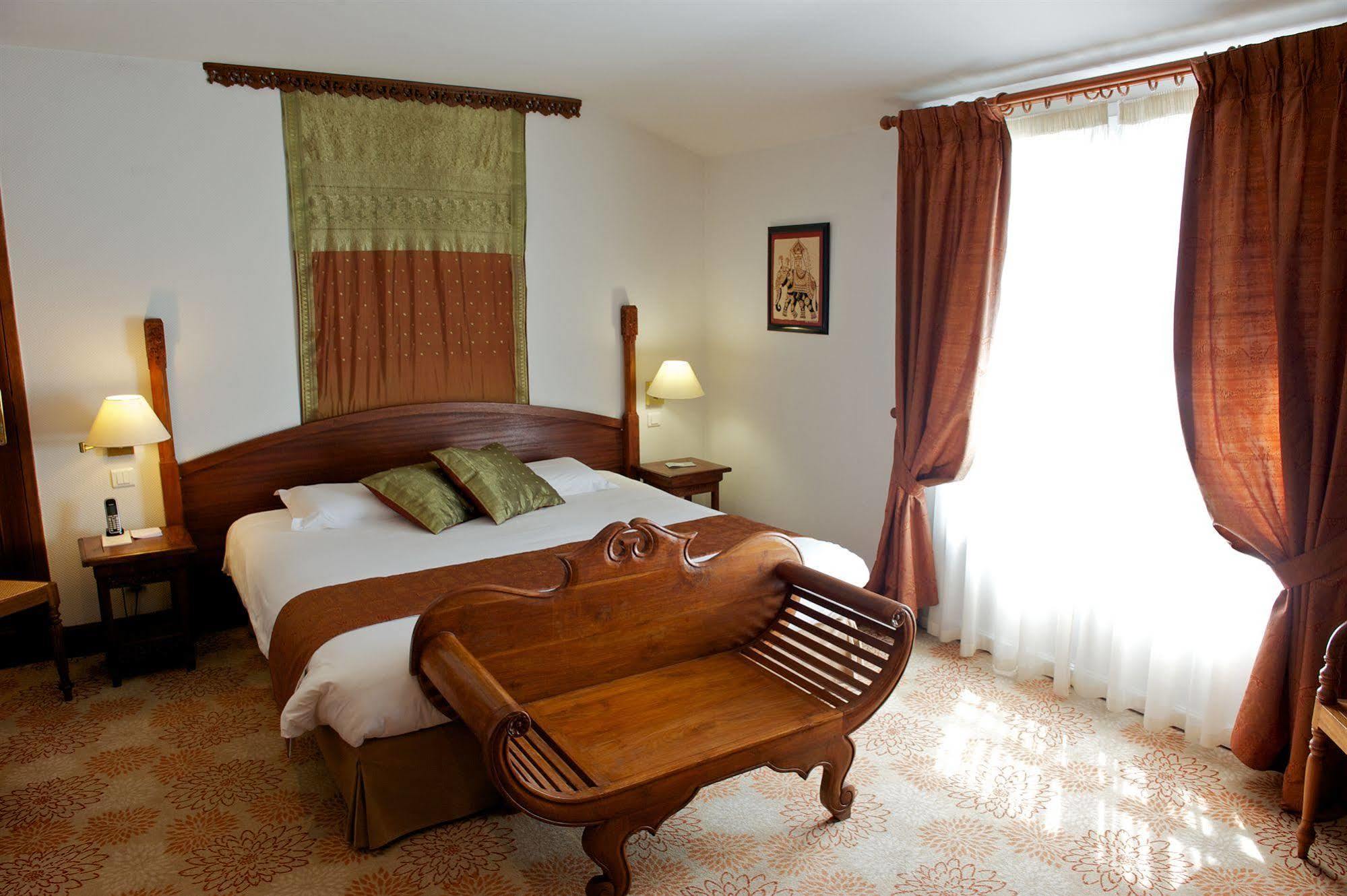 Villa Kerasy Hotel Spa Vannes Exteriör bild